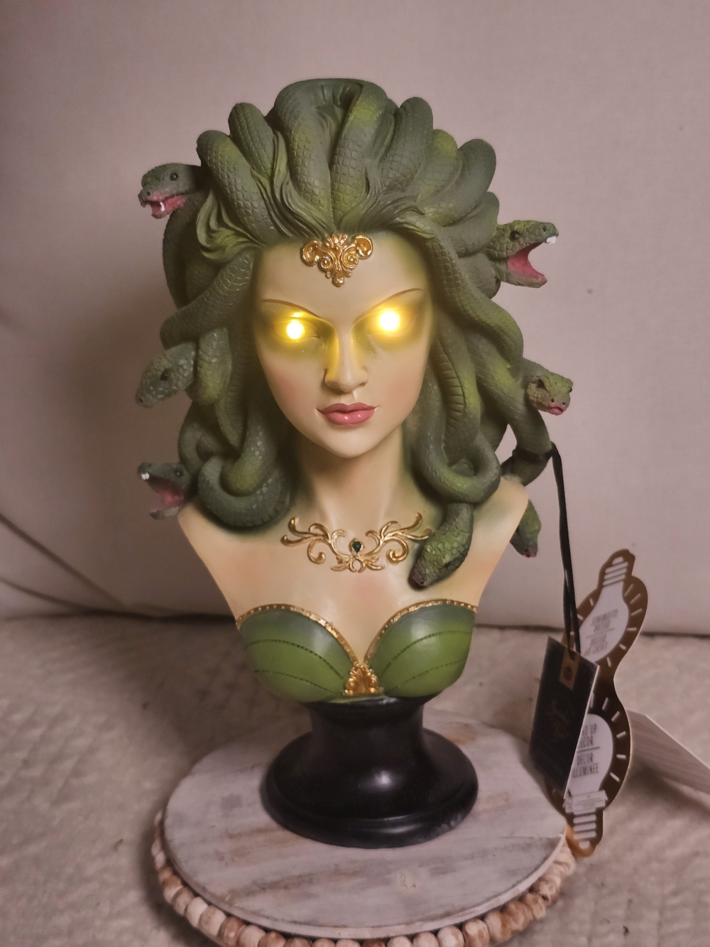 Medusa Bust Hair Sculpture - Green Decorative Hair Figurine Led Halloween - Picture 4 of 10